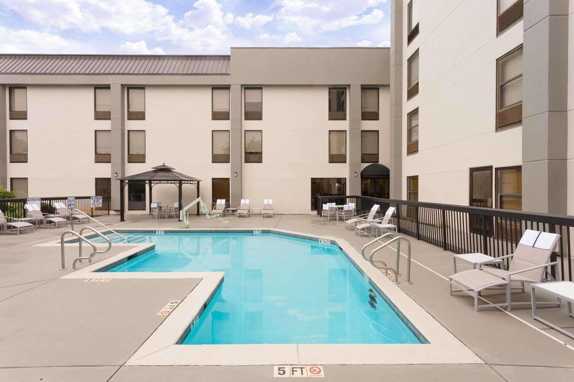 Wyndham Garden Greenville / Spartanburg Airport المظهر الخارجي الصورة